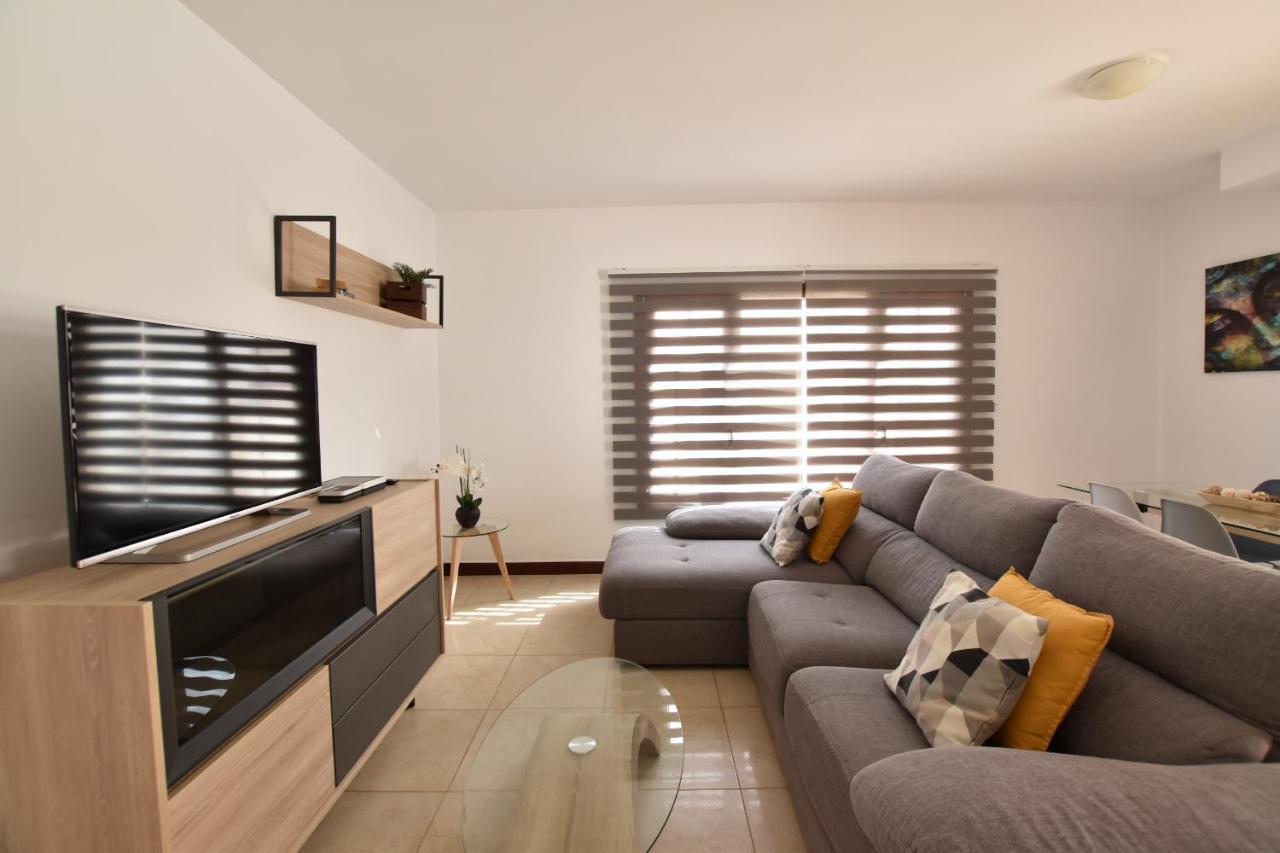 Casahost Casa Oceano Lanzarote Villa Costa Teguise Exterior photo